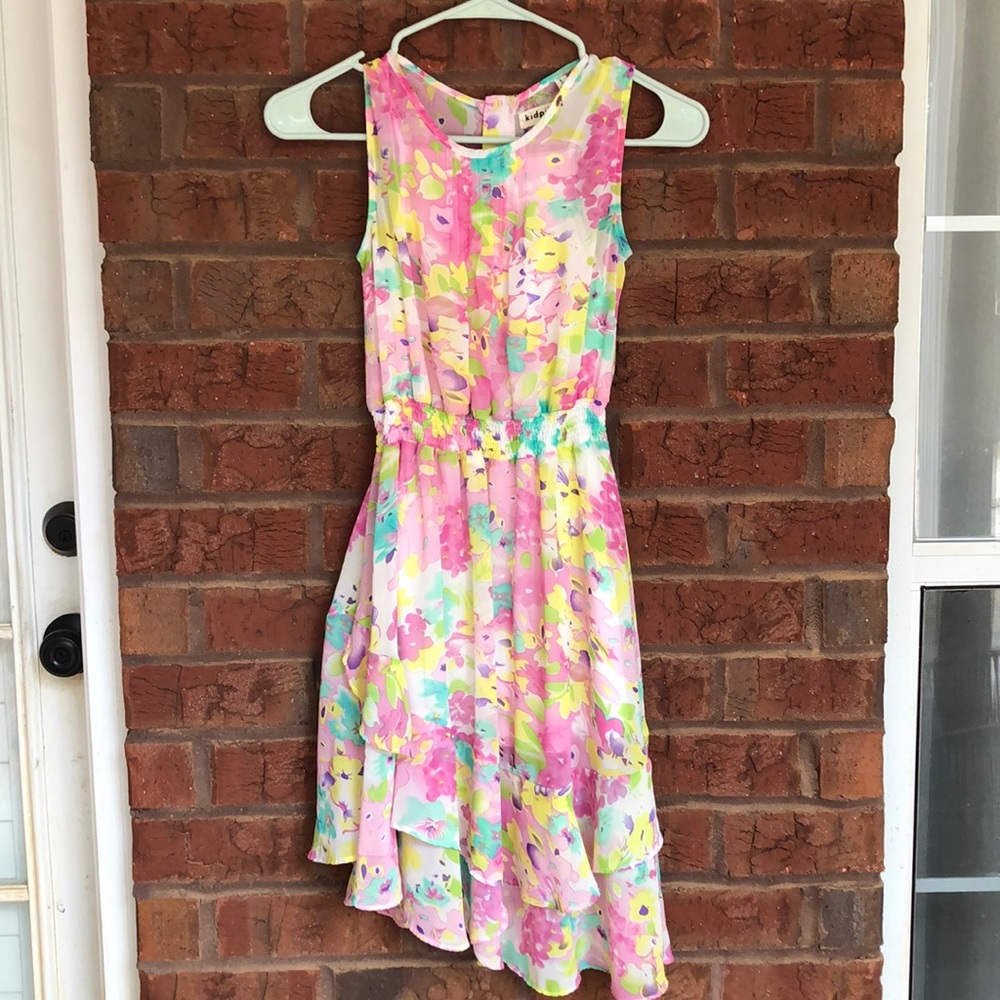 Girls dress